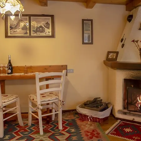Petite Sophie Studio